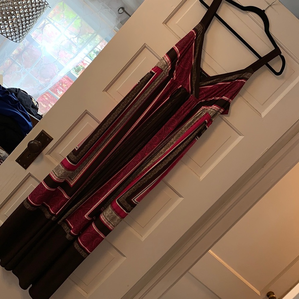 0X INC Maxi dress printed hot pink and brown V-neck